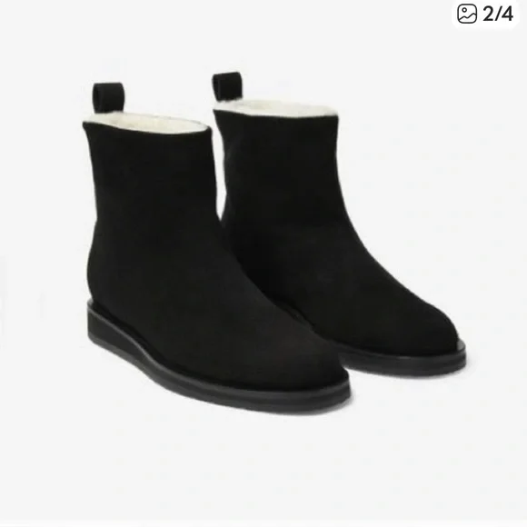 Tamara Mellon suede shearling slip on boot
39 - Picture 5 of 5